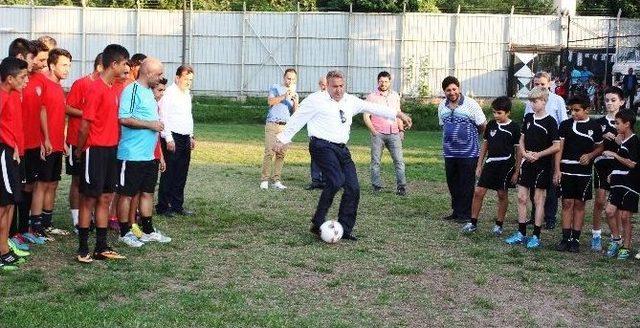 Yunusemre Belediyesi&rsquo;nden Manisaspor&rsquo;a Malzeme Desteği 1