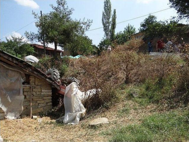 Hacıdurmuşlar K&ouml;y&uuml;nde Trafik Kazası, 1 &Ouml;l&uuml; 3