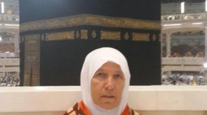 Destici'nin Ablası Toprağa Verildi