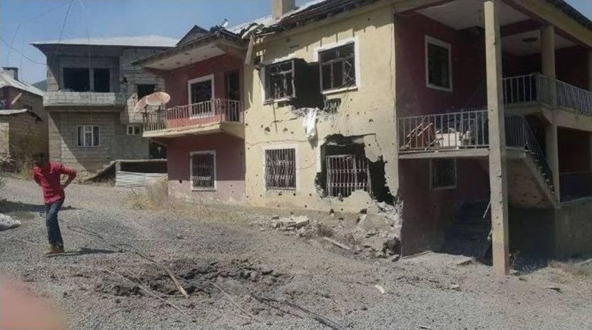 Şemdinli&rsquo;de &Ccedil;atışmalar S&uuml;r&uuml;yor