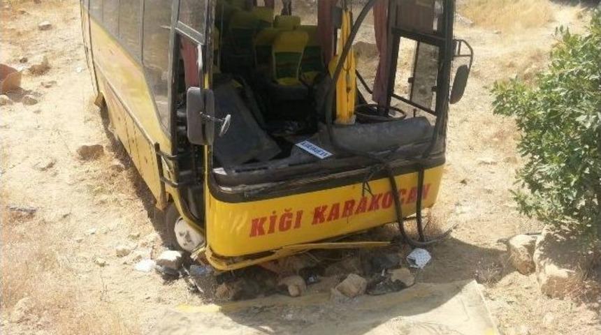 Bing&ouml;l&rsquo;de Trafik Kazası: 15 Yaralı