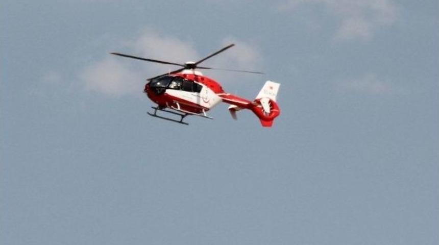 Pkk&rsquo;nın Yola Patlayıcı D&ouml;şediği Arıcak&rsquo;ta, Hasta Ve Kazazede Helikopterlerle Taşındı