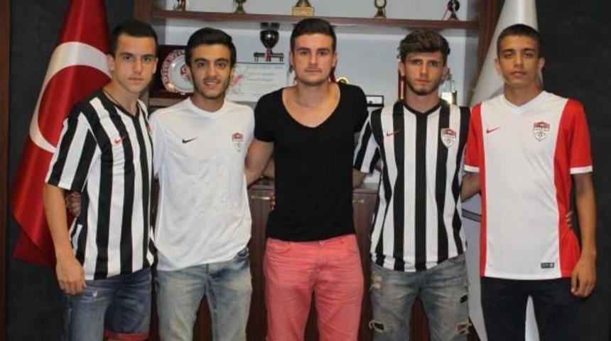 Manisaspor'da 5 Imza