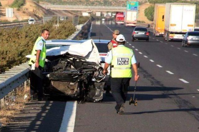 Aynı Yöndeki Aracın Çarptığı Otomobil Takla Atıp Yandı: 2 Ölü, 6 Yaralı