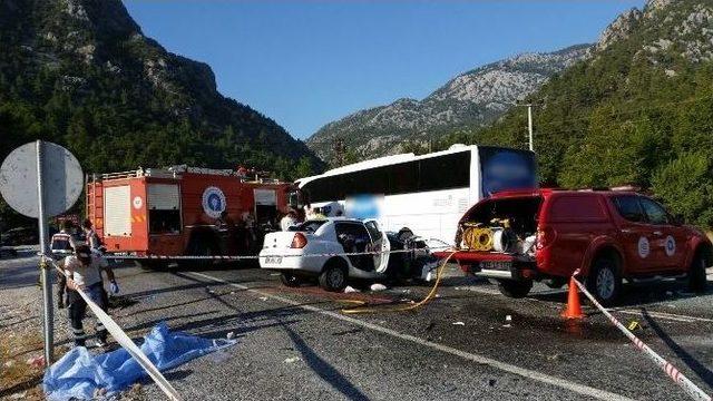 Antalya’da Trafik Kazası: 5 Ölü (1)