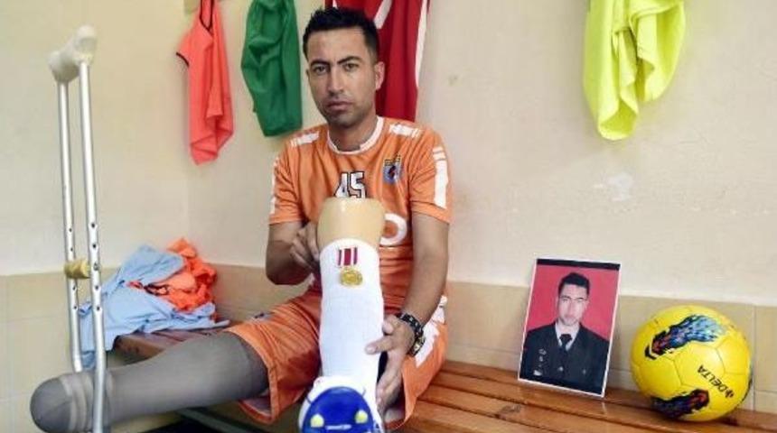 Akt&uuml;t&uuml;n Gazisi Ampute Futbolcu: İmkan Verilse Askere Giderim