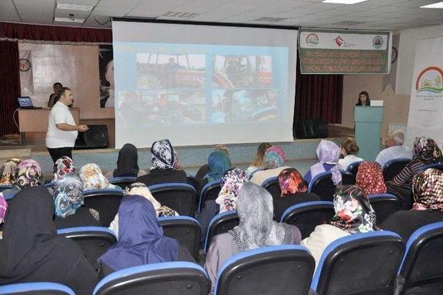 G&uuml;m&uuml;şhane&rsquo;de Kadın &Ccedil;ift&ccedil;i Eğitimleri Şiran&rsquo;da Başlatıldı 1