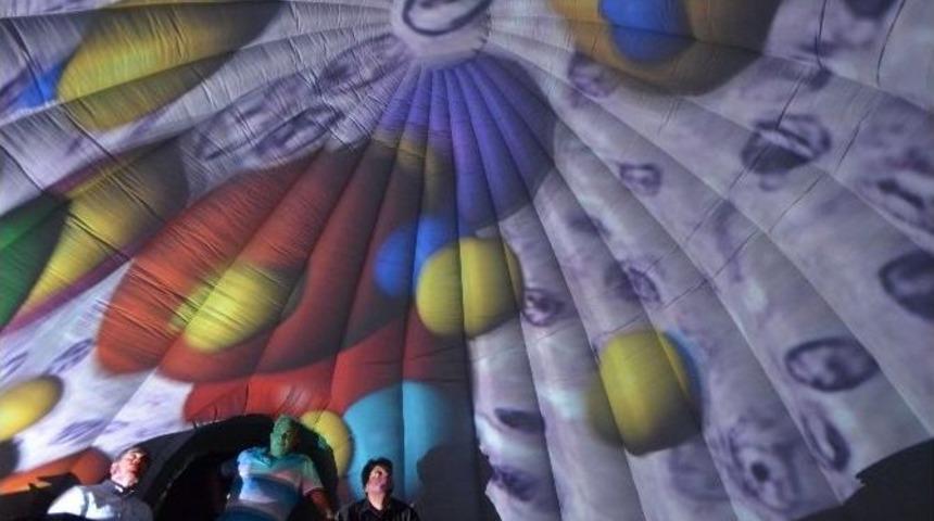 Me&uuml; &lsquo;gezici Gezegen Evi&rsquo; Planetaryum&rsquo;da İlk G&ouml;sterim Yapıldı