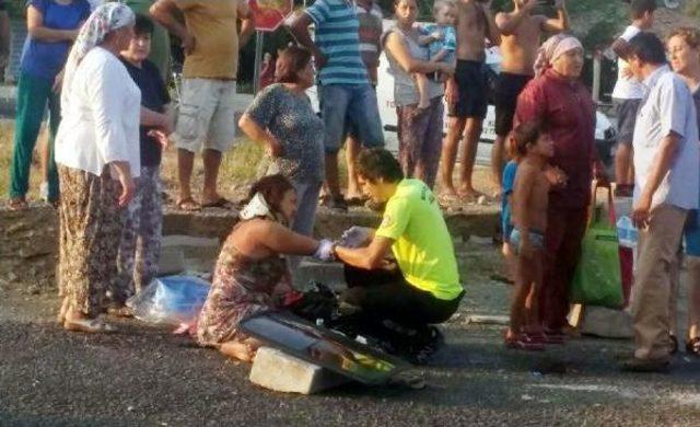 Kazada Aynı Ara&ccedil;taki 9 Kişi Yaralandı 2