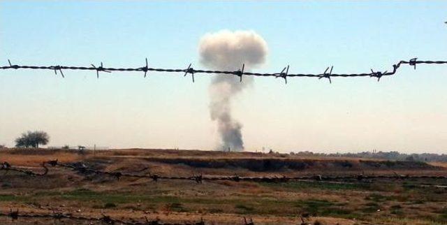 Suriye deki Patlamada Nusaybin deki Iş Yerlerinin Camları Kırıldı 3