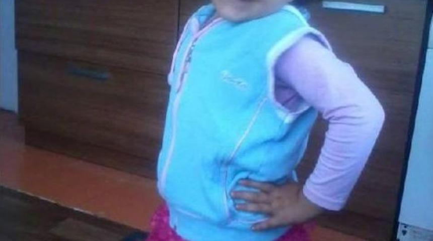 Sulama Kanalına D&uuml;şen 5 Yaşındaki &Ccedil;ocuk Yaşam M&uuml;cadelesini Kaybetti