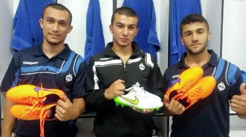 Altay'a Merter'den Destek