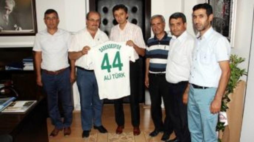 Kaymakam Ali T&uuml;rk, Darendesporlu Oldu