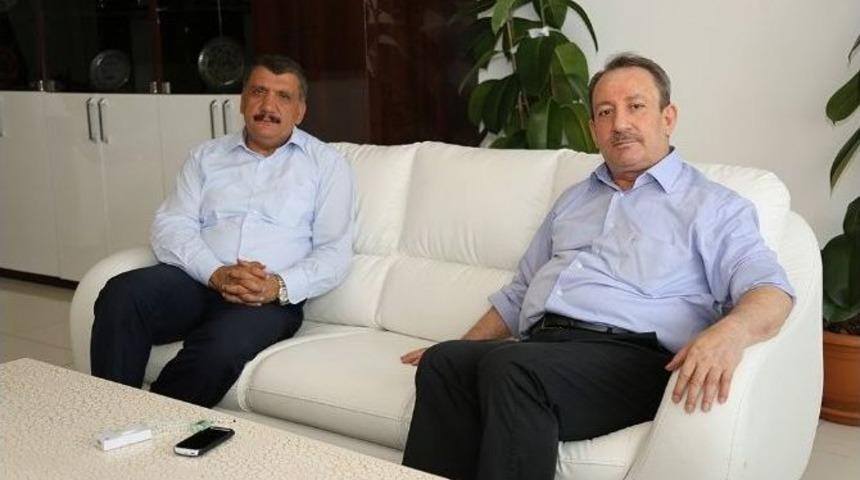 Başkurt, Başkan G&uuml;rkan&rsquo;ı Ziyaret Etti