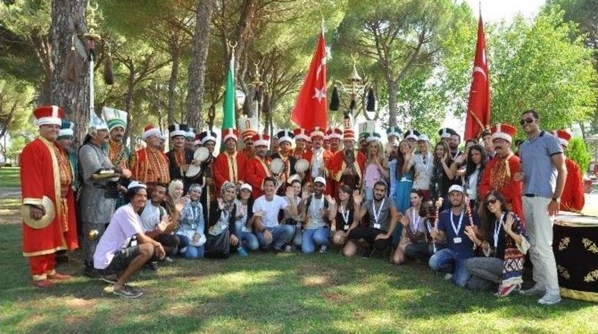 T&uuml;rk&ccedil;e Yaz Okulu &Ouml;ğrencileri Nazilli&rsquo;yi Ziyaret Etti