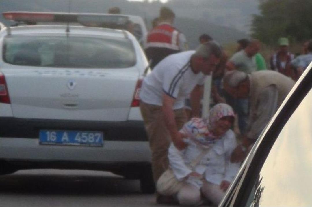 Devrilen Trakt&ouml;r&uuml;n Altında Can Verdi