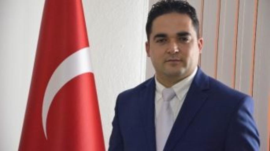 Sağlık Sen İzmir Şube Başkanı Ekrem &Ouml;zdemir: