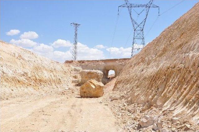 Sarsap G&ouml;leti&rsquo;ne Su Taşıyacak Kanalın Y&uuml;zde 50&rsquo;si A&ccedil;ıldı 1