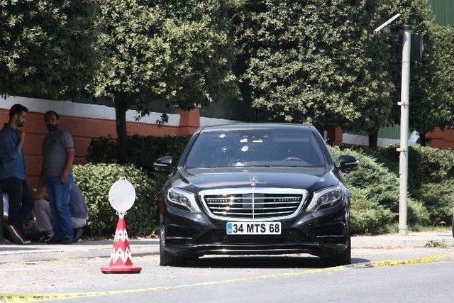 Star Medya Grubu Başkanı Murat Sancak&rsquo;ın Aracı Kurşunlandı 2