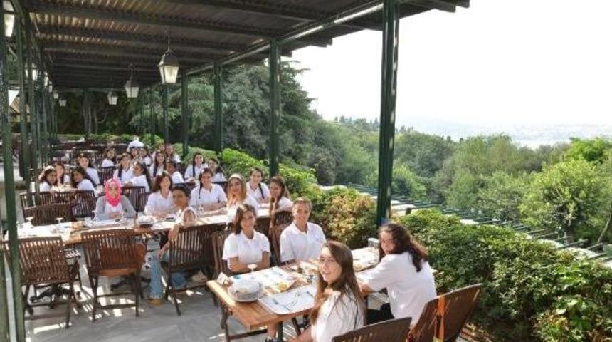 "her Kızımız Bir Yıldız Projesi"nin Yıldız&lsquo;Ları İstanbul&rsquo;Da