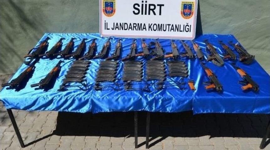 Siirt&rsquo;te Ter&ouml;r &Ouml;rg&uuml;t&uuml;ne B&uuml;y&uuml;k Darbe