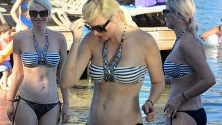 Seçkin Piriler çocuklarıyla tatilde