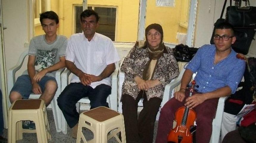 Eşyoder &Uuml;yeleri Deprem G&uuml;ndemi İle Bir Araya Geldi
