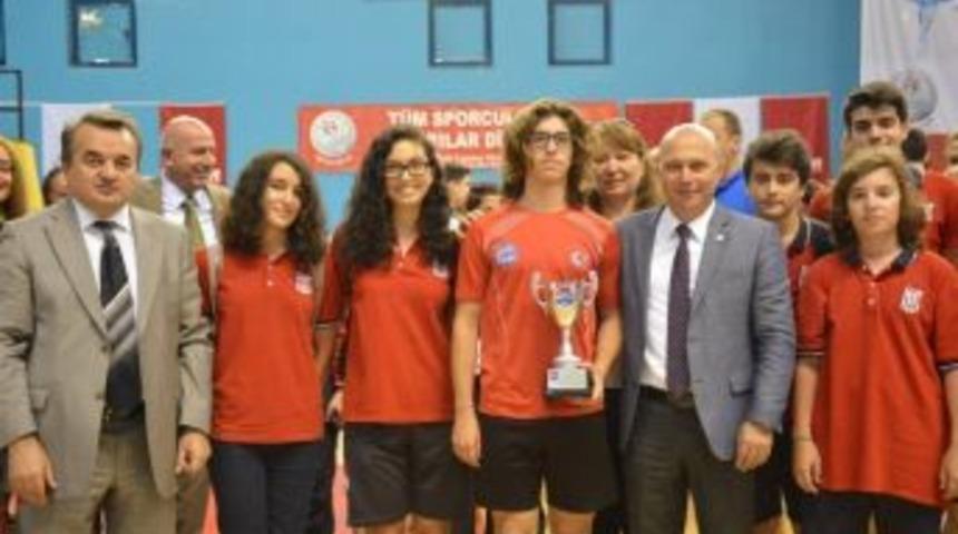 Derin Toparlak, Plaj Oyunlarında Yarışacak