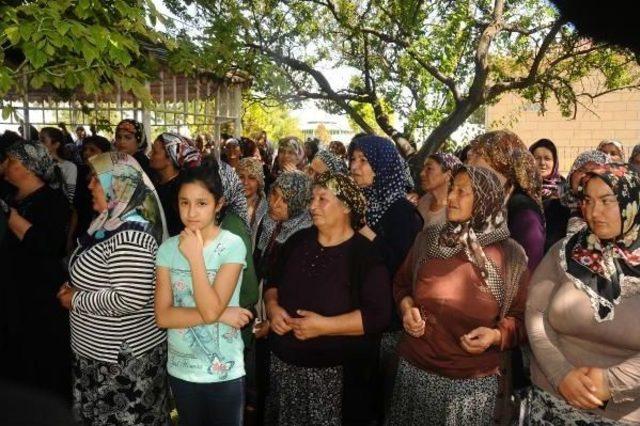 İzindeyken Kazada Ölen Asker, Gözyaşlarıyla Toprağa Verildi