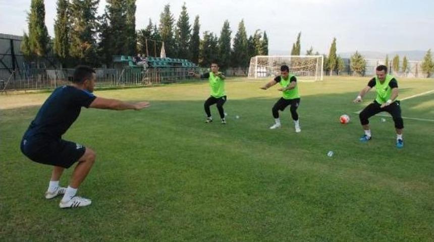 Akhisar Belediyespor'un Kalesi Emin Ellerde