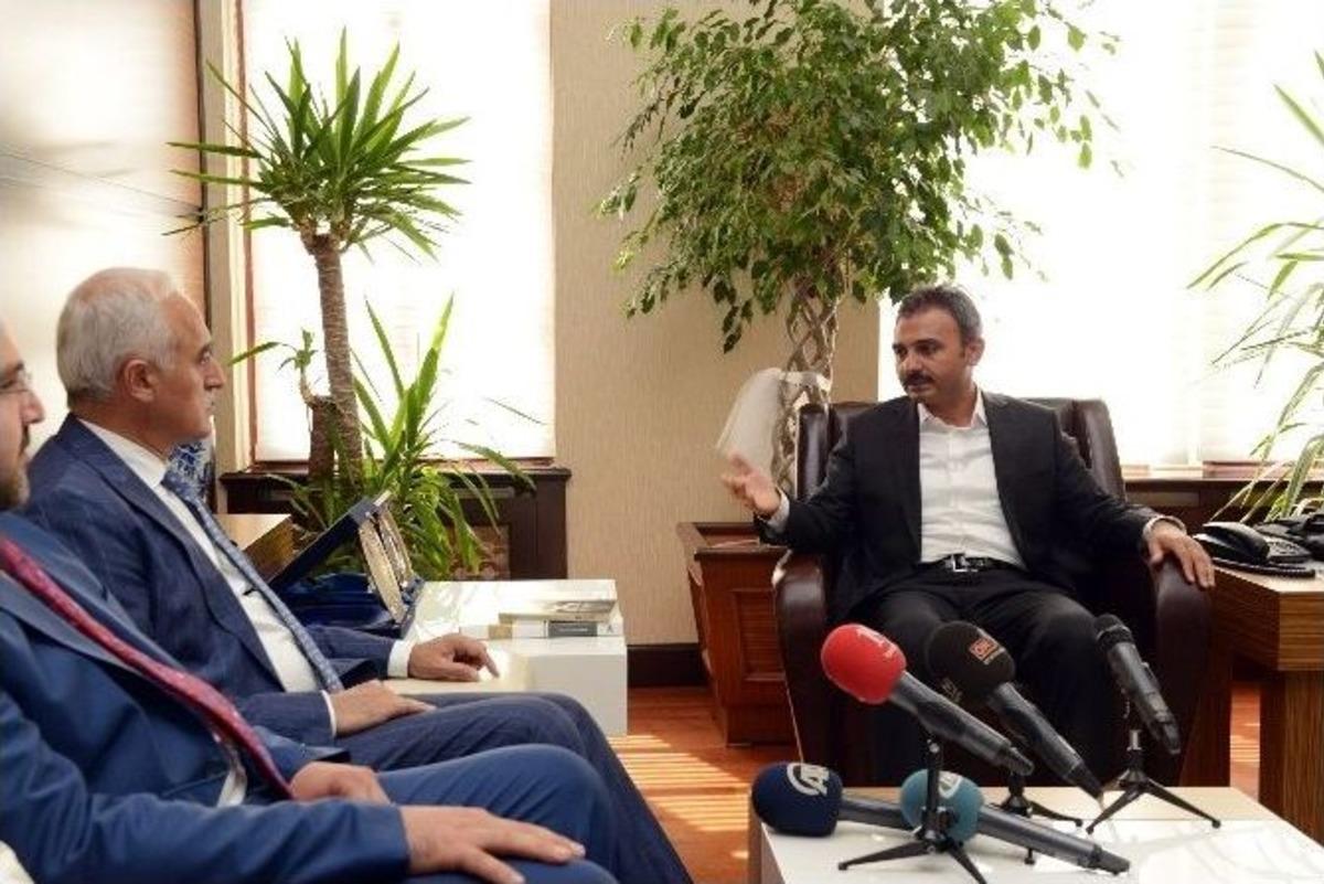 M&uuml;siad Başkanı Olpak&rsquo;tan G&uuml;ndeme İlişkin A&ccedil;ıklamalar