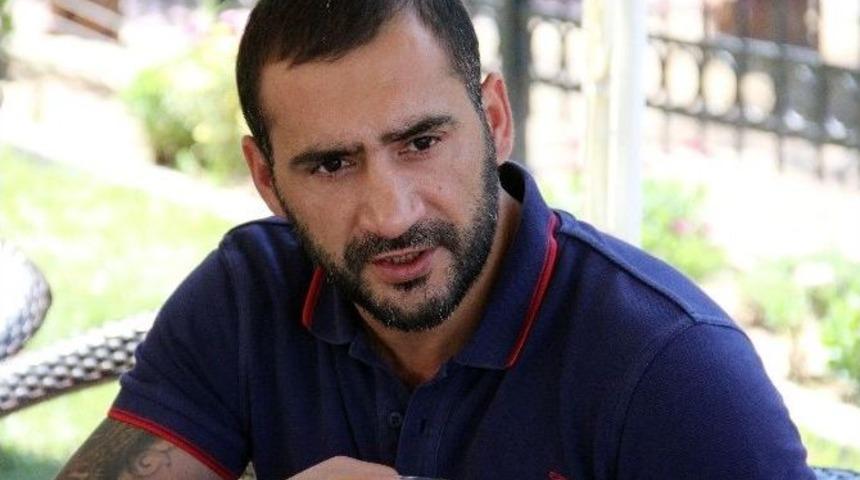 &Uuml;mit Karan Taraftarları Bir Araya Getirdi