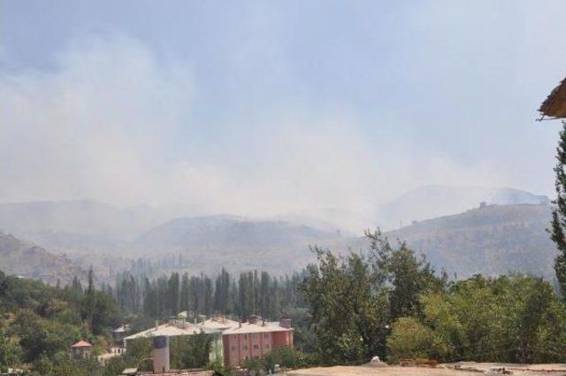 &Ccedil;ukurca da Karşılıklı Ateşin Ardından Yangın &Ccedil;ıktı 1