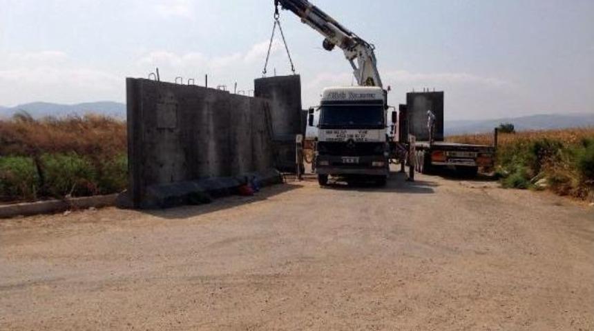 Turkish Military To Put Up Walls Along Syria-Turkey Border Line In Hatay