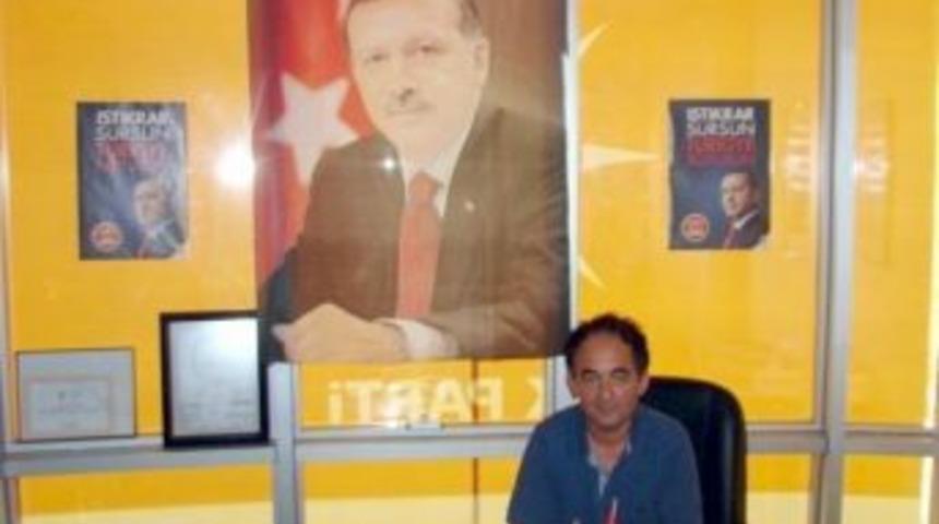 Ak Parti Edremit İl&ccedil;e Başkanlığına &Ouml;rk&ccedil;&uuml; Atandı