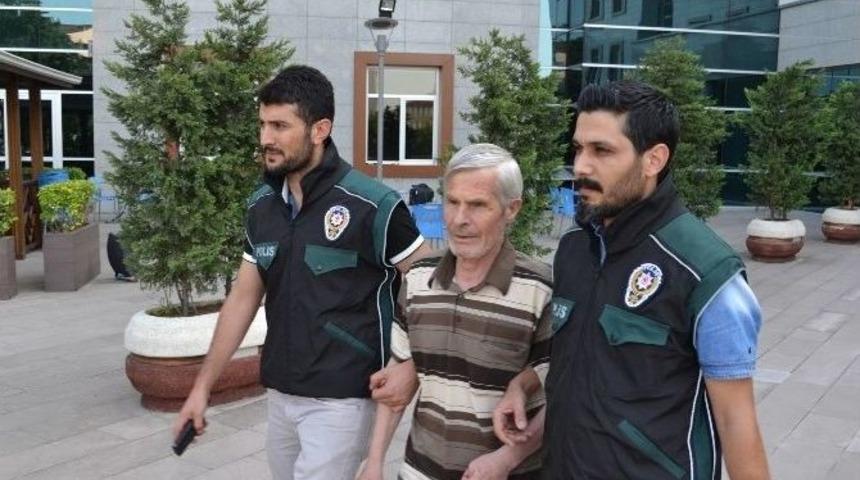 Uyuşturucu Satıcısı Eski Polis &Ccedil;ıktı