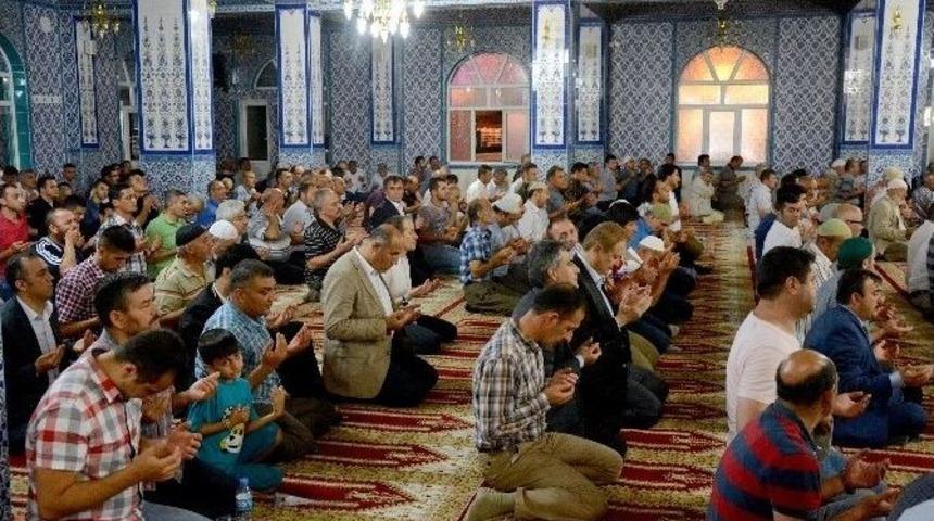G&uuml;m&uuml;şhane Emniyeti Şehitler İ&ccedil;in Mevlit Okuttu