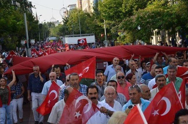 Uşak&rsquo;ta Ter&ouml;re Lanet Y&uuml;r&uuml;y&uuml;ş&uuml; 1