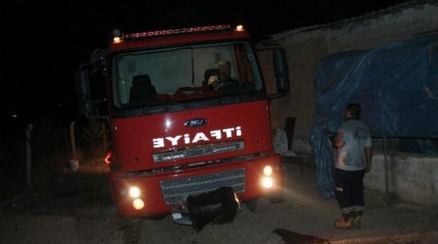 &Ccedil;atı Yangınında 1 Kişi Dumandan Zehirlendi