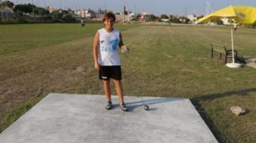 Meskisporlu Mehmet Kas, Çekiç Atmada Türkiye Şampiyonu Oldu