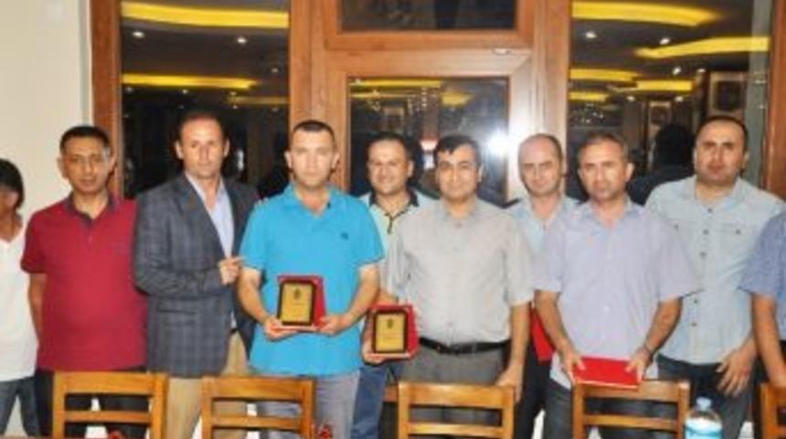 Kırkağa&ccedil;&rsquo;ta Polislere Anlamlı Veda