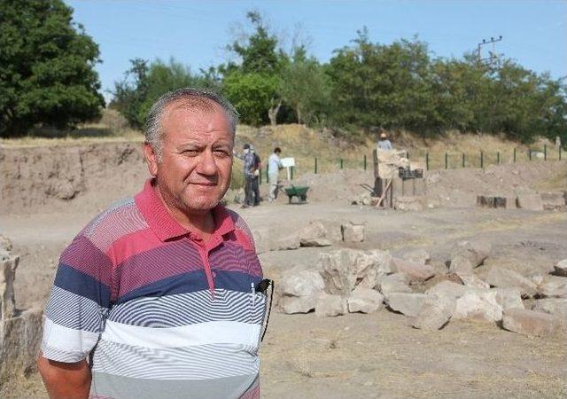 Ahlat’ta Ulu Cami Kazı Çalışmaları Başladı