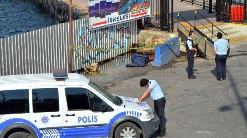 Karak&ouml;y&rsquo;de Denizde Ceset Bulundu