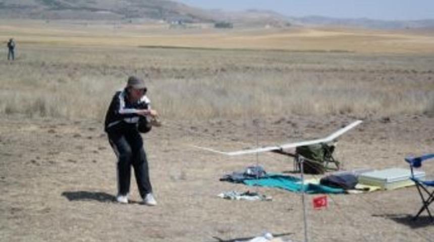 G&ouml;lbaşı Semalarında Model U&ccedil;aklar Havalanacak