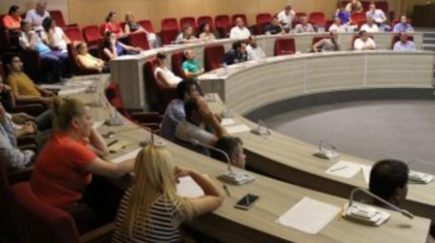 Gaziemir Belediyesi Personeline İş G&uuml;venliği Eğitimi