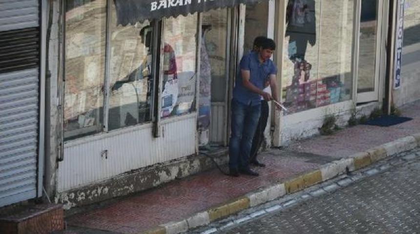 Bordering Province Partialy Normalise, As Shops Are Reopened