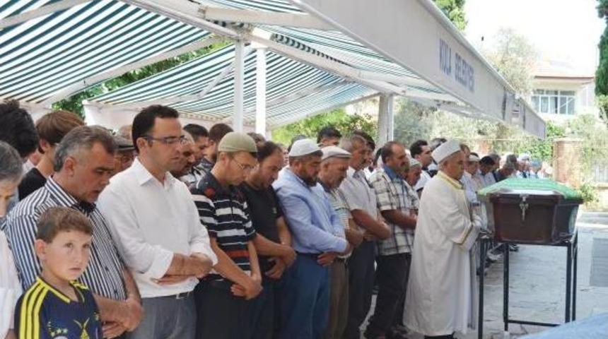 Motosiklet Kazasında &Ouml;len Iki Gen&ccedil; Son Yolculuklarına Uğurlandı