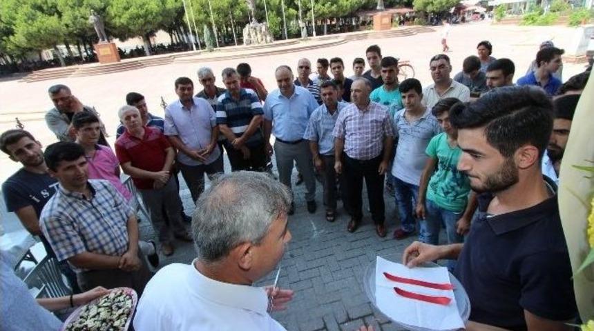 Başkan Yaralı Kuaf&ouml;r A&ccedil;ılışına Katıldı