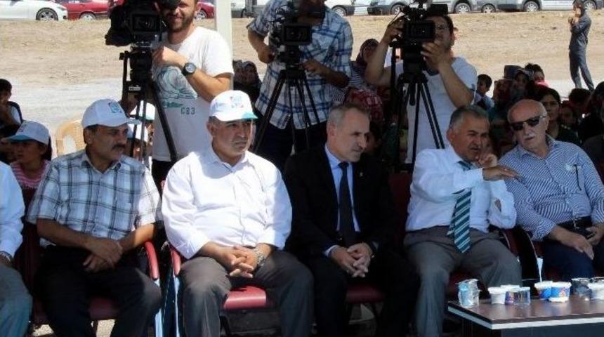 Tavlusun Pazar Yeri Ve Sosyal Tesisleri&rsquo;nin Temeli Atıldı