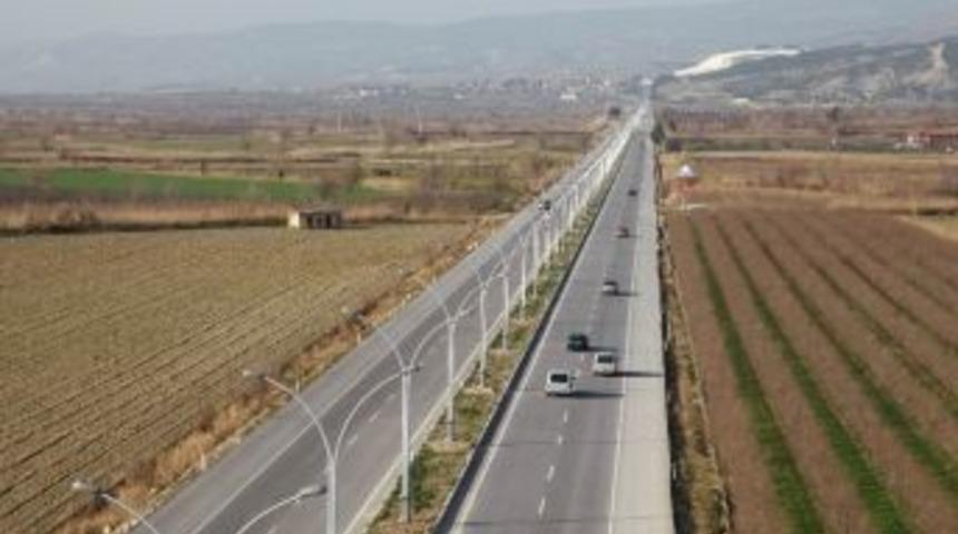 Beyaz Cennetin Yolu Palmiyeler İle Donatılacak